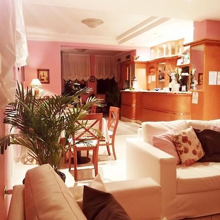 Hotel Azzurra Salsomaggiore Terme Dış mekan fotoğraf