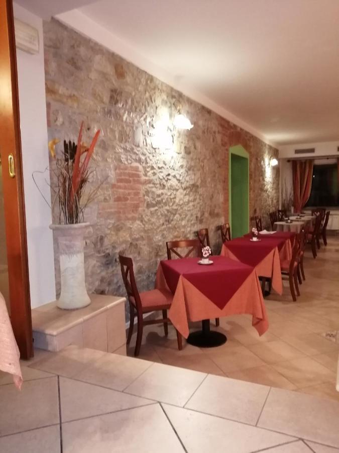 Hotel Azzurra Salsomaggiore Terme Dış mekan fotoğraf
