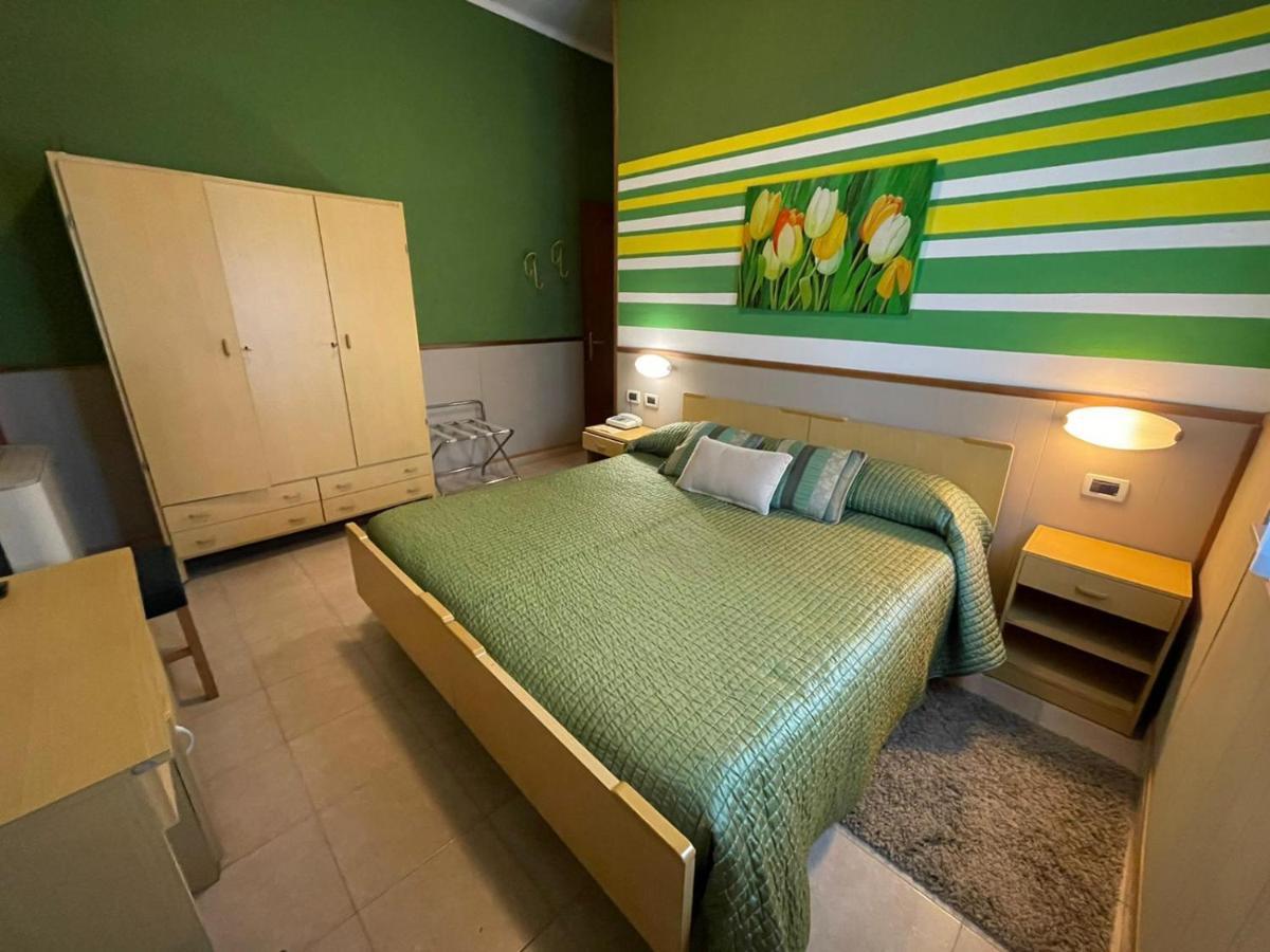 Hotel Azzurra Salsomaggiore Terme Dış mekan fotoğraf
