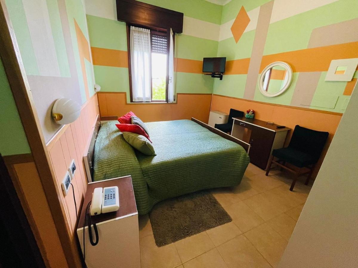 Hotel Azzurra Salsomaggiore Terme Dış mekan fotoğraf